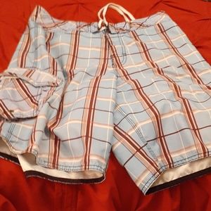 Men's Billabong board shorts size 33